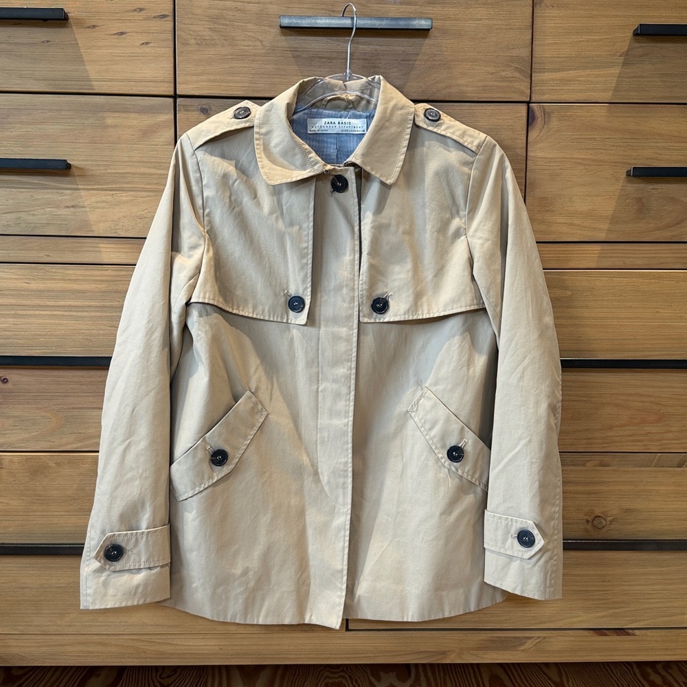 Zara Basic Short Trench Coat Like New!
